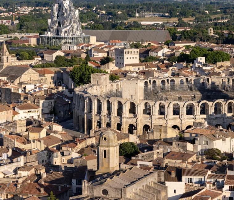 Appartement Entre Tour Luma Et Arenes à Arles Extérieur photo